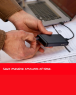 SanDisk microSD Express 256GB Karte in spritzendem Wasser mit Icons für Schutzklassen.