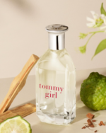 Tommy Girl Eau De Toilette 100ml neben Bergamotte und Sandelholz