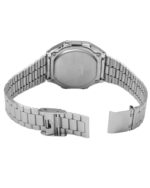 Rückseite der Casio A168WA-1YES mit Edelstahlboden und geschlossenem Armband