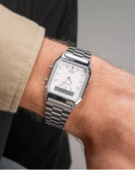 Casio AQ-230A Vintage Uhr Lifestyle Szene